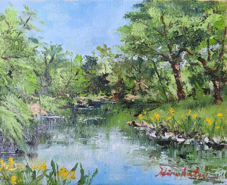 春の菖蒲池　